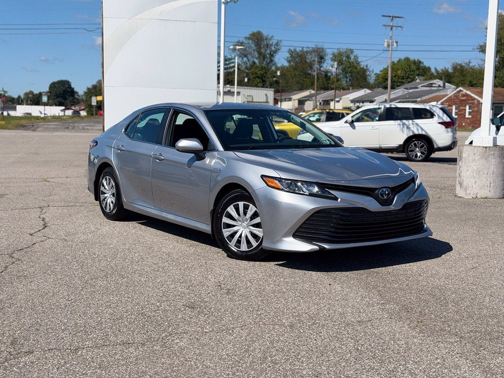 2020 Toyota Camry Hybrid LE