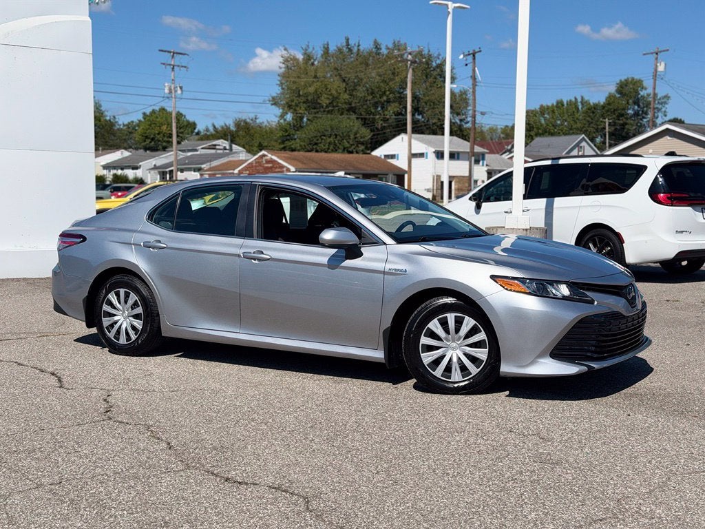2020 Toyota Camry Hybrid LE