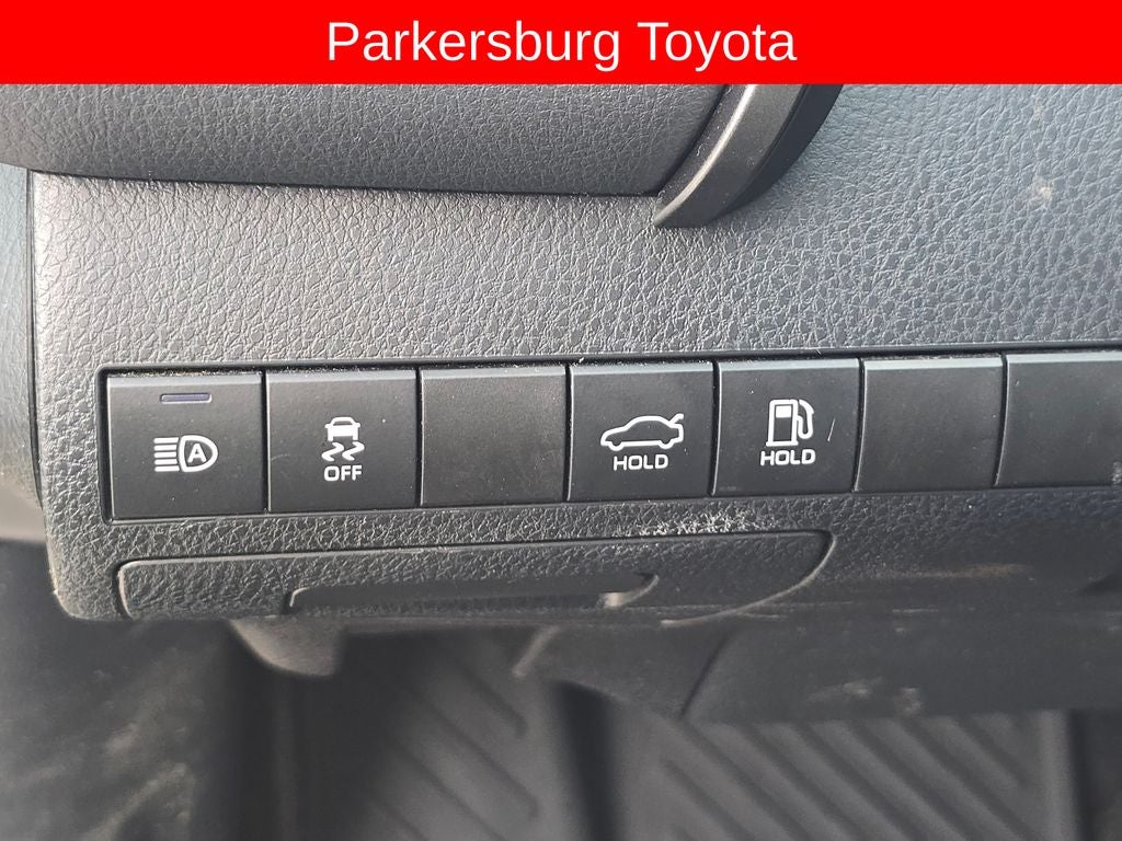 2023 Toyota Camry Hybrid SE