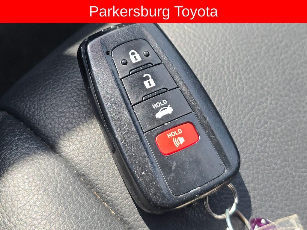 2023 Toyota Camry Hybrid SE