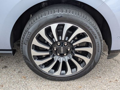 2024 Lincoln Navigator Black Label