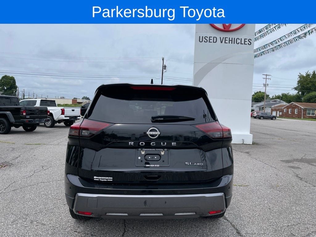 2024 Nissan Rogue SL