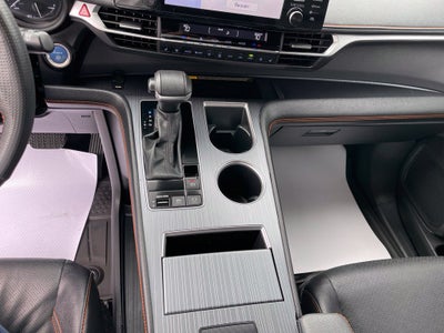 2024 Toyota Sienna XSE 7 Passenger