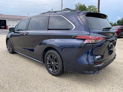 2024 Toyota Sienna XSE 7 Passenger