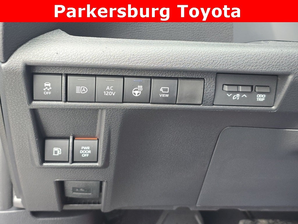 2026 Toyota Sienna Platinum 7 Passenger
