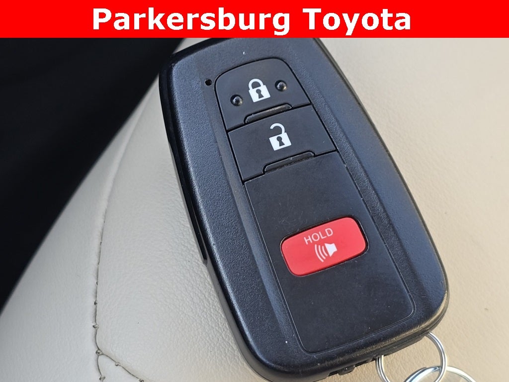 2019 Toyota Prius XLE