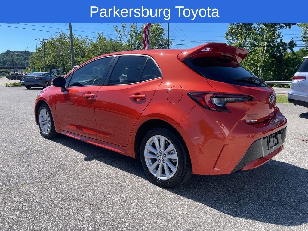 2025 Toyota Corolla Hatchback SE