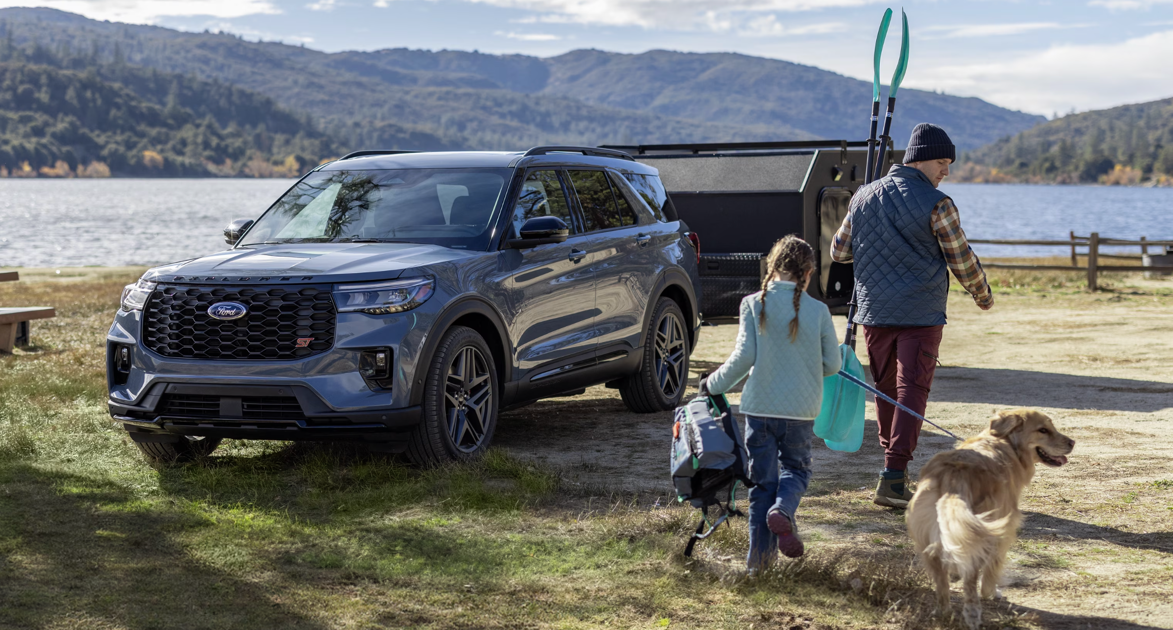 Blue 2025 Ford Explorer Towing Trailer Near Caldwel
